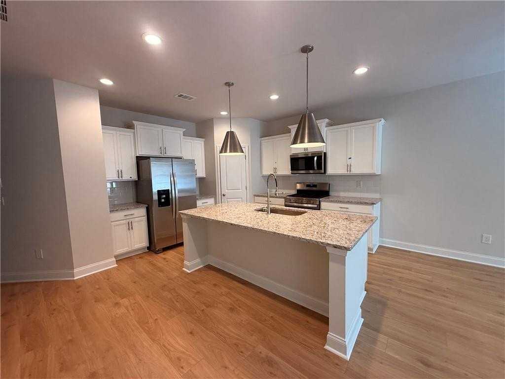 779 Woods Chapel Rd - Photo 5 of 26