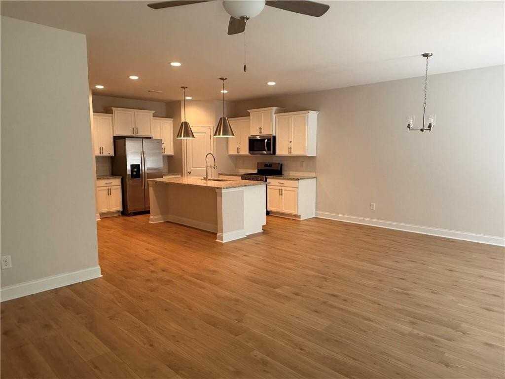 779 Woods Chapel Rd - Photo 7 of 26