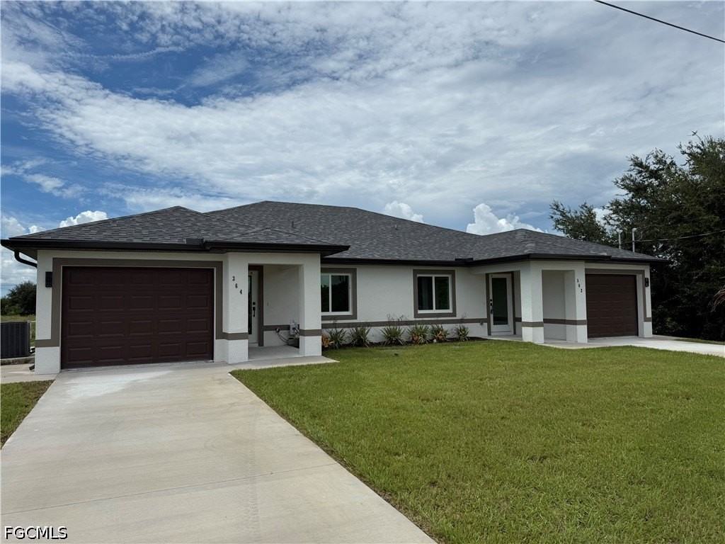 364 Petite Ave - Photo 2 of 13