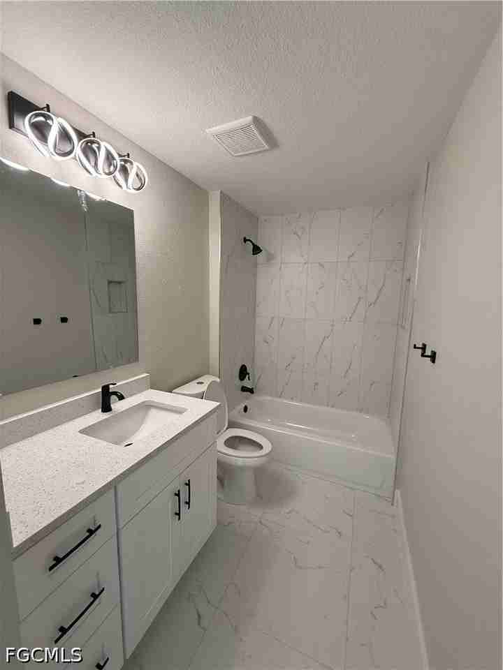364 Petite Ave - Photo 5 of 13