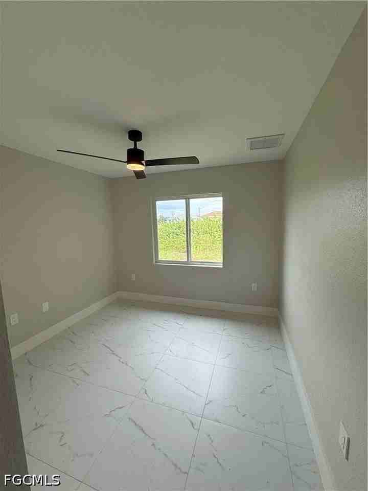 364 Petite Ave - Photo 6 of 13