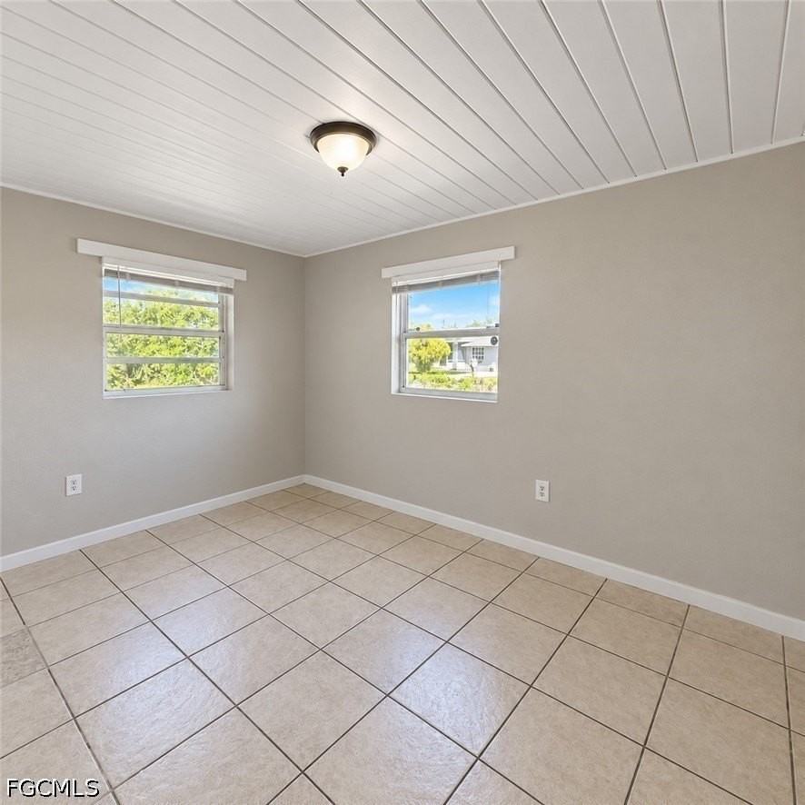 3236 Dora St - Photo 6 of 14