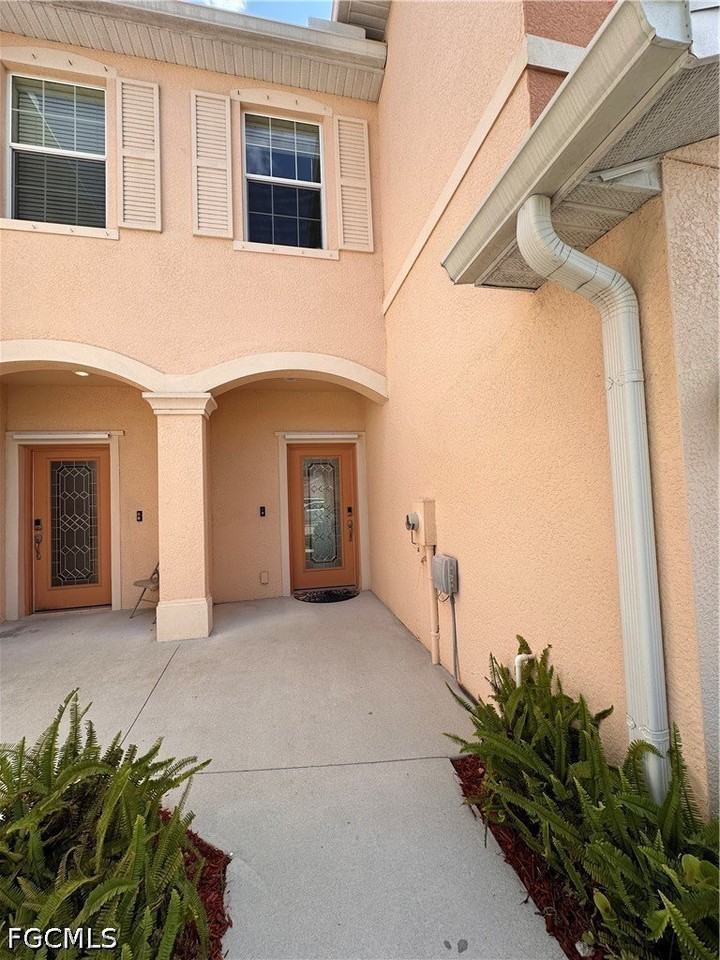 8888 Via Isola Ct - Photo 2 of 34