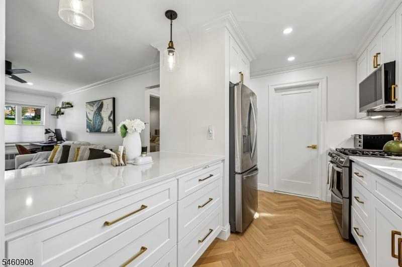 12 Wedgewood Dr - Photo 6 of 34