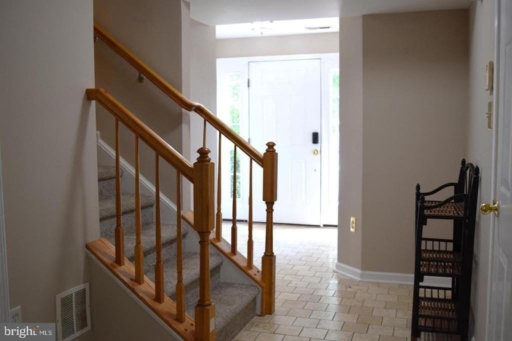 23 Creekside Dr - Photo 5 of 33