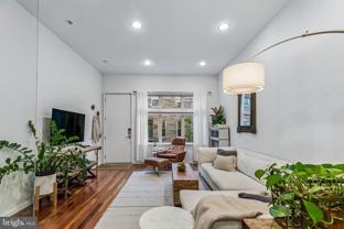 2053 Pemberton St - Photo 1 of 1
