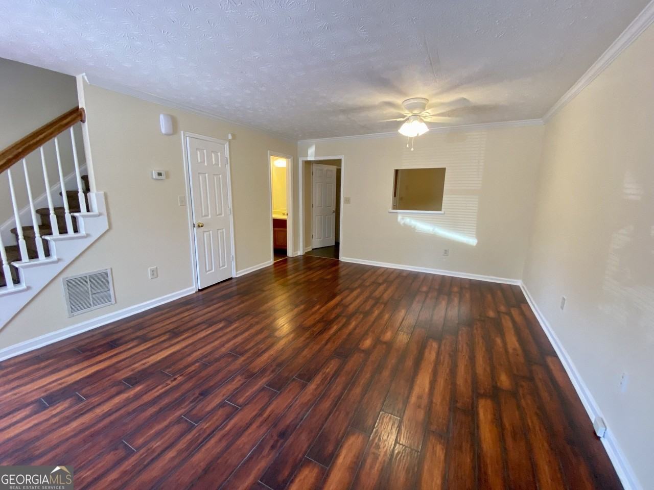 164 Berlin Ct - Photo 2 of 12