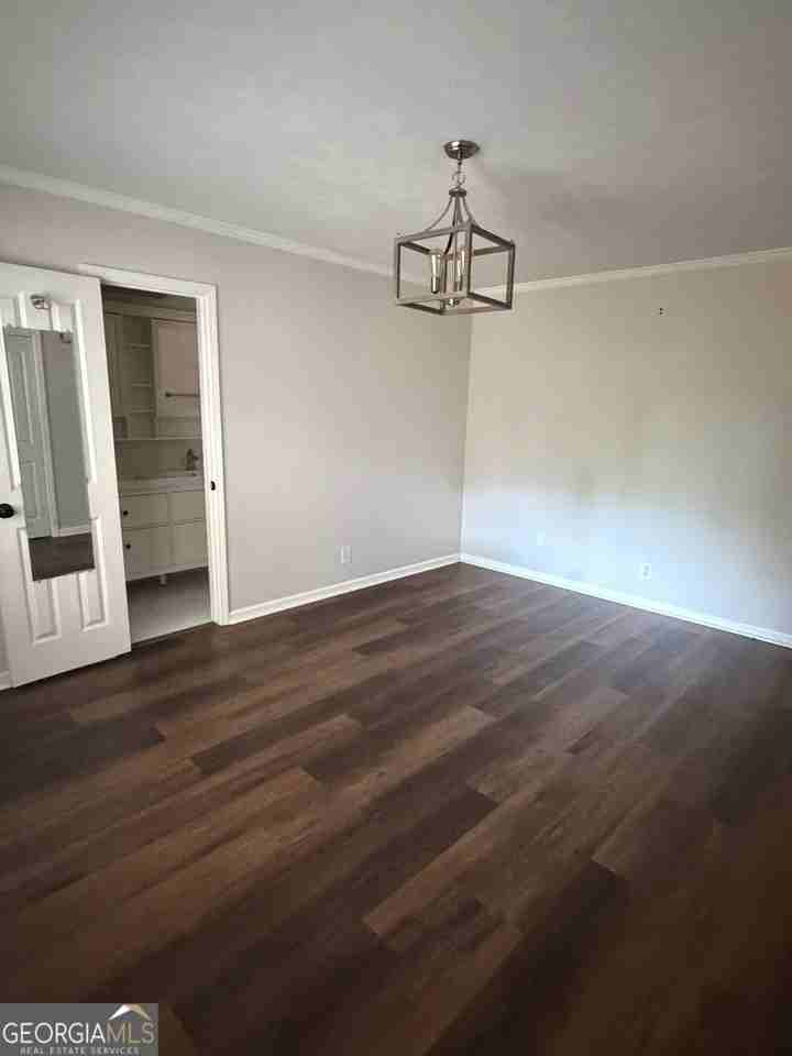 807 Piney Woods Dr - Photo 5 of 15