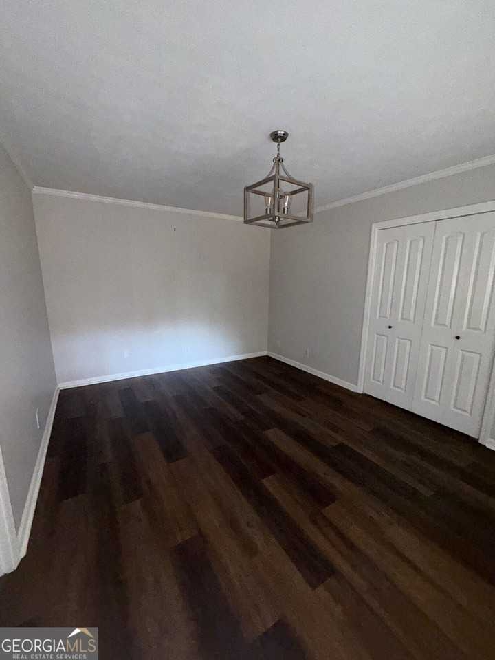 807 Piney Woods Dr - Photo 7 of 15