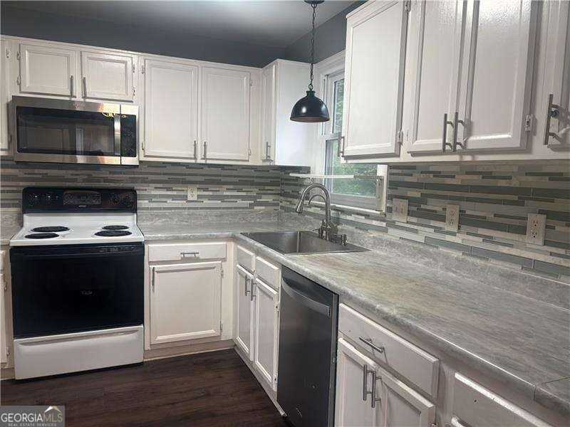 280 Braxton Pl - Photo 4 of 28