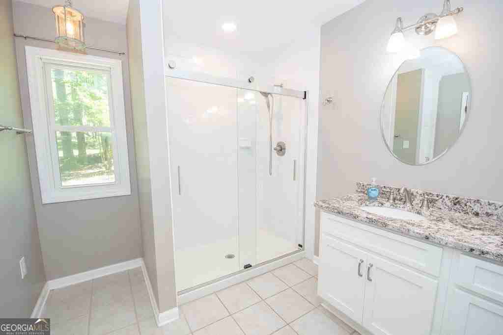 103 Burnham Rise - Photo 5 of 38
