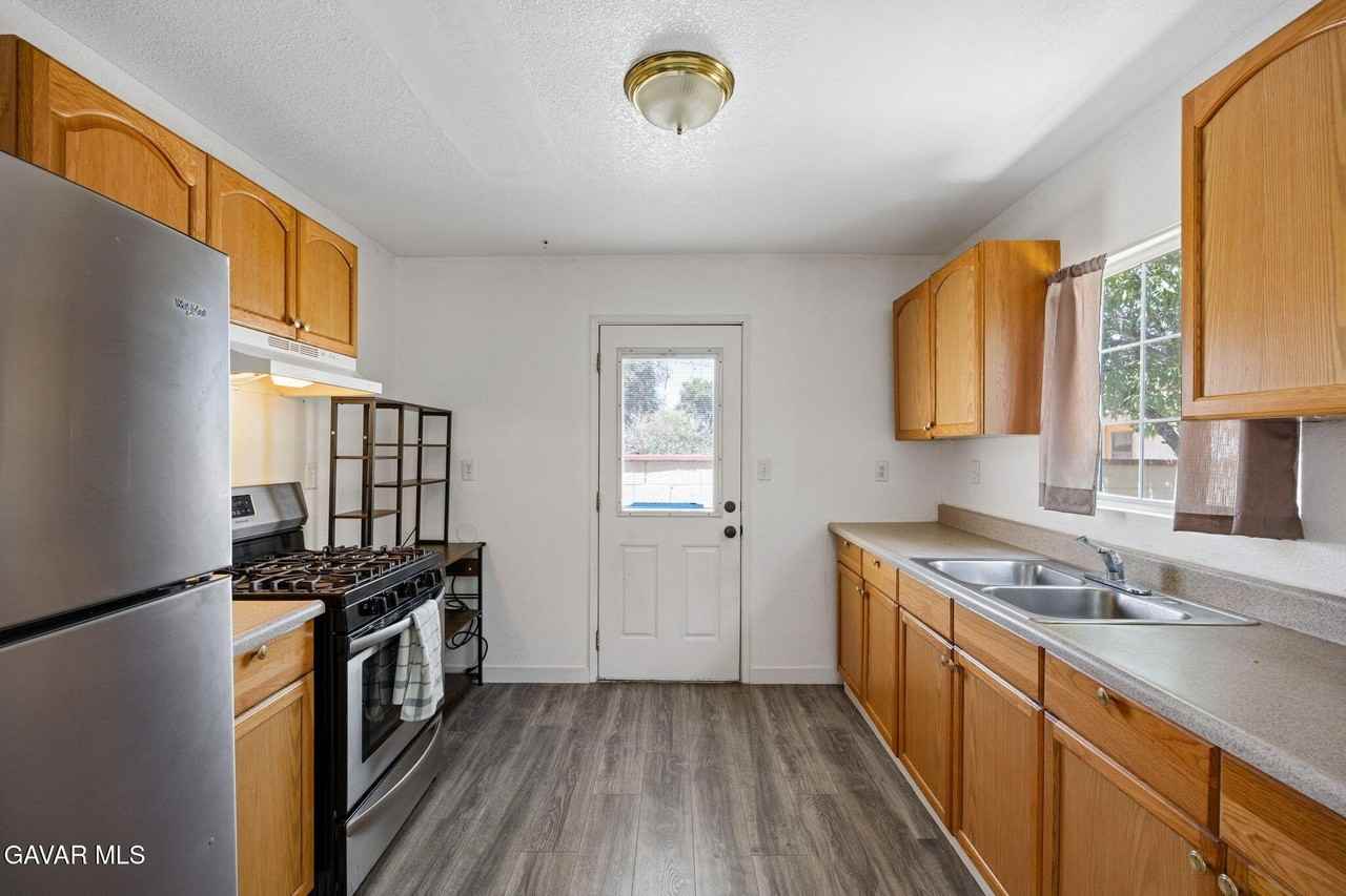 38515 36th St E - Photo 6 of 16
