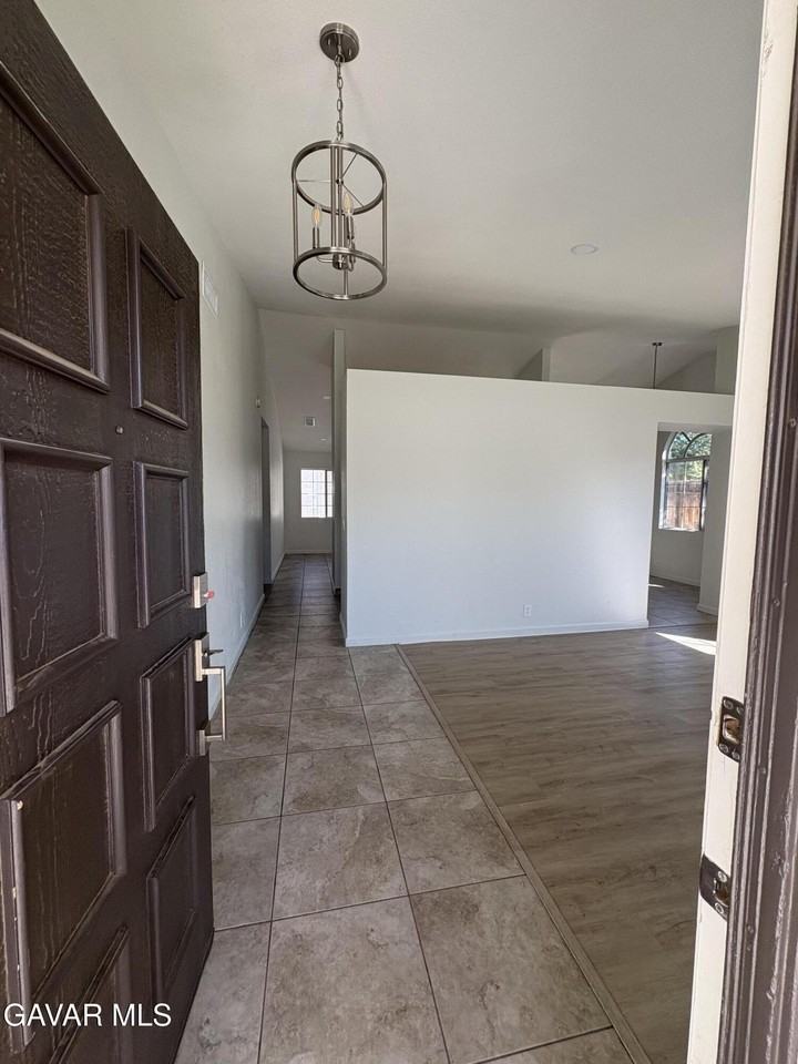 2137 Estrella Ct #A - Photo 2 of 15