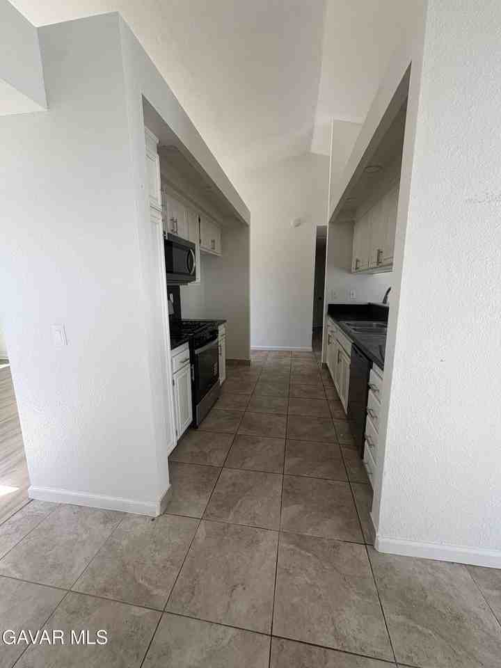 2137 Estrella Ct #A - Photo 5 of 15