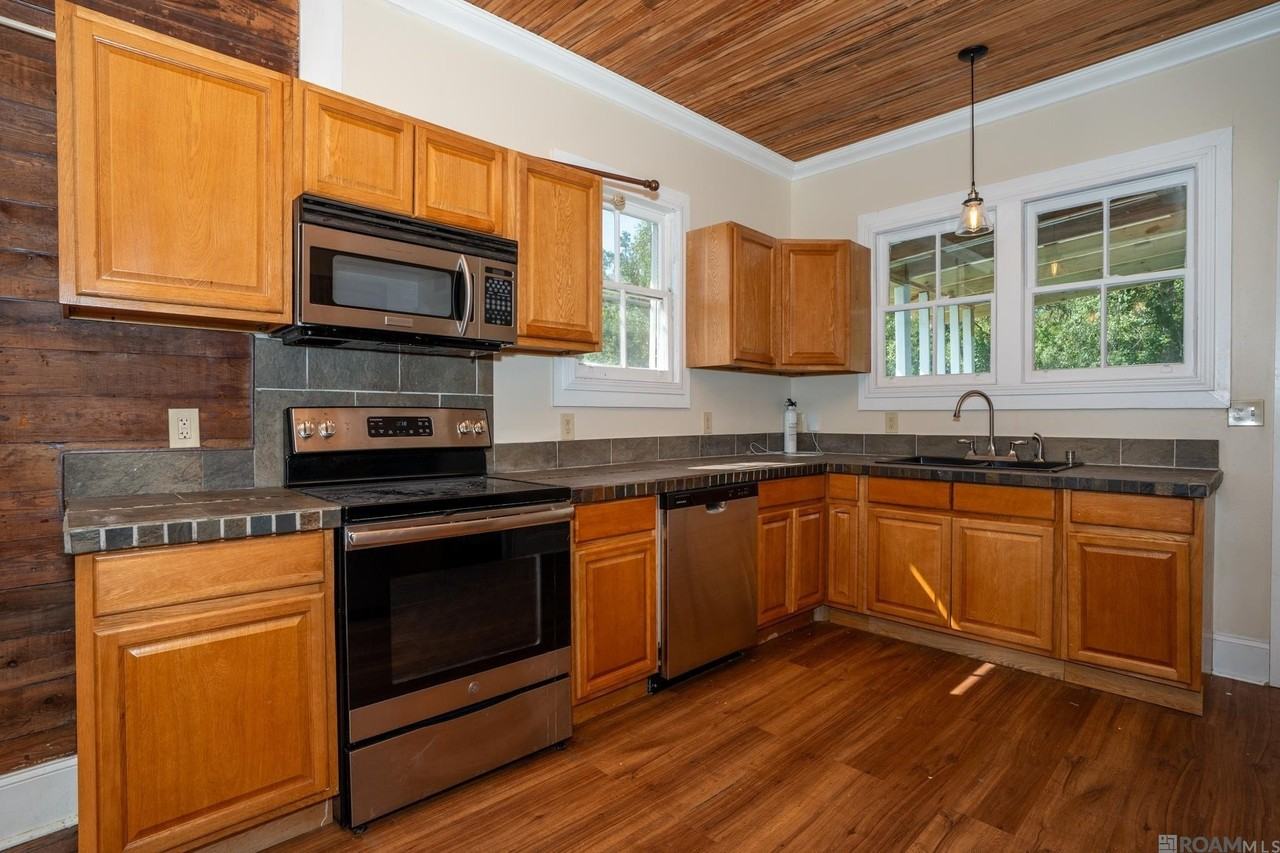 30180 Smith Dr - Photo 4 of 13