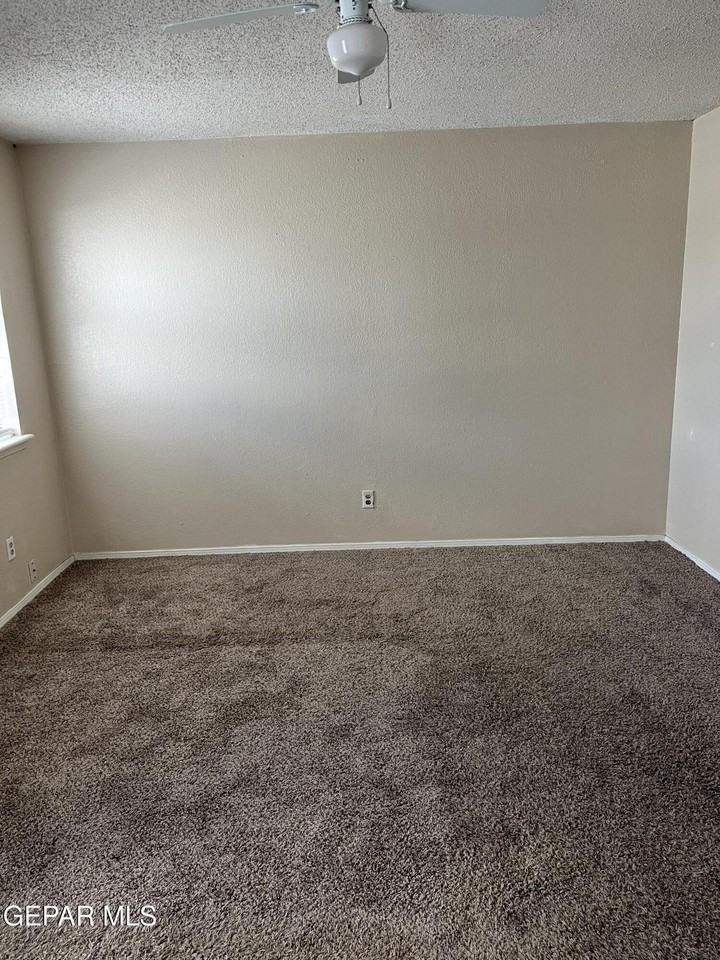 1586 Bengal Dr #F - Photo 5 of 9