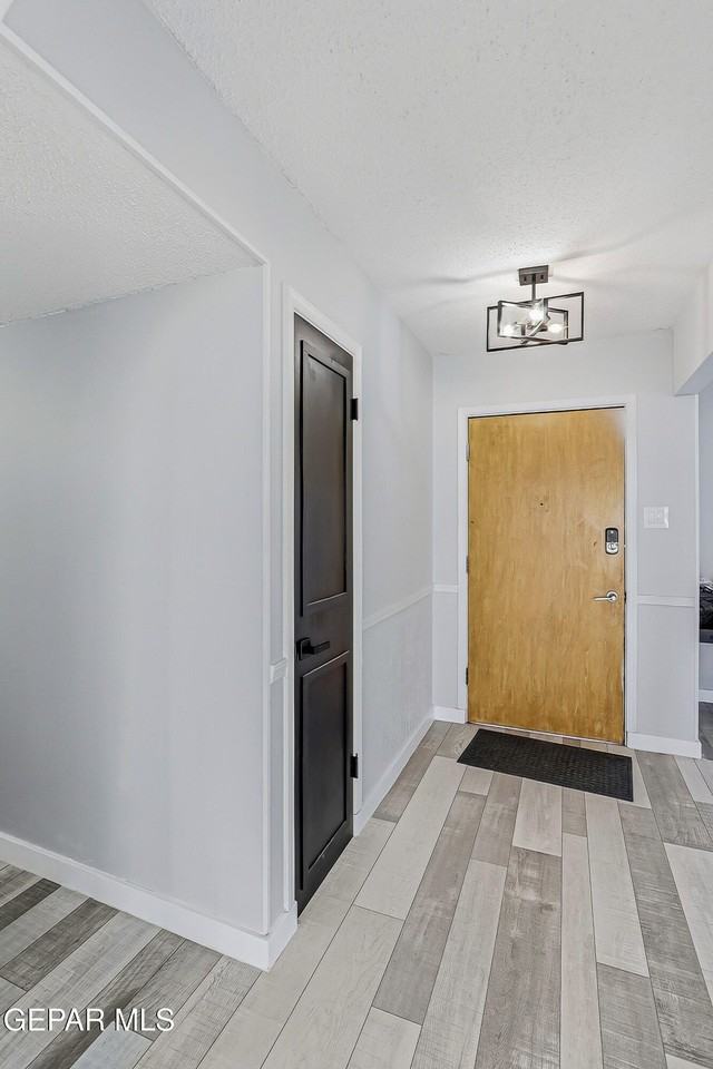 1509 Finsterwald Pl - Photo 7 of 39