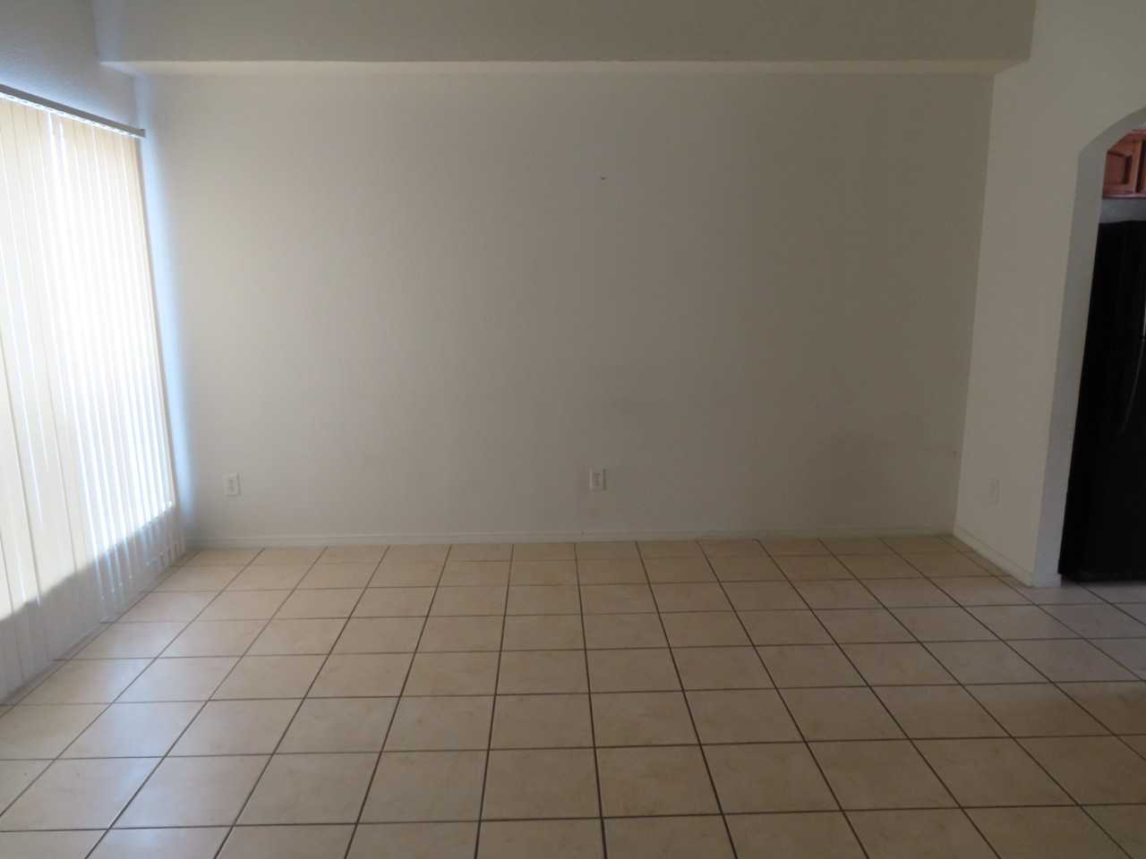 12860 Tierra Lince Dr - Photo 3 of 16