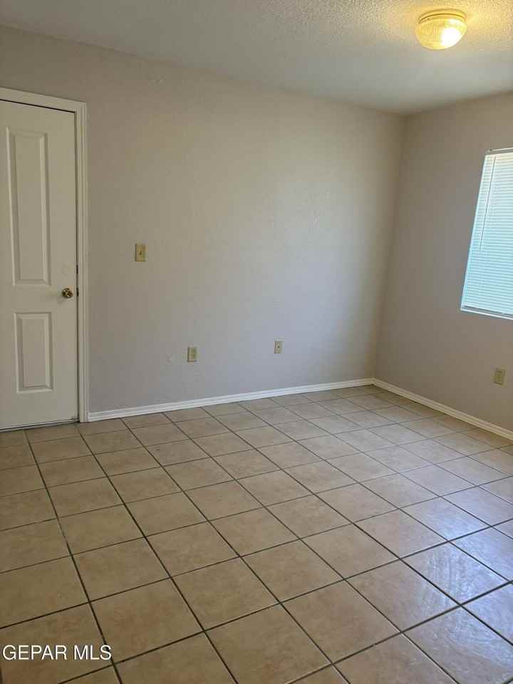 7142 Dale Rd #1 - Photo 5 of 10