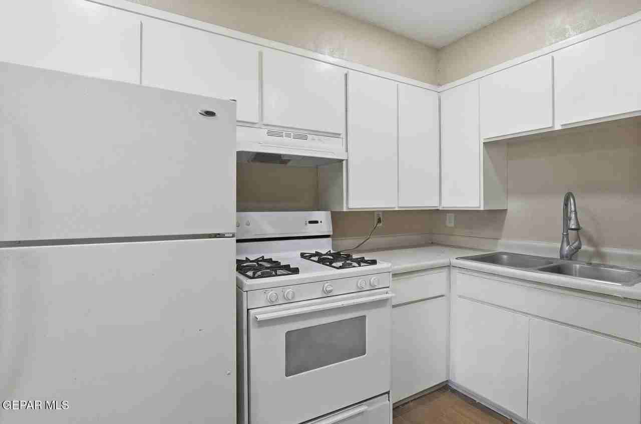 515 W Missouri Ave #3 - Photo 7 of 7