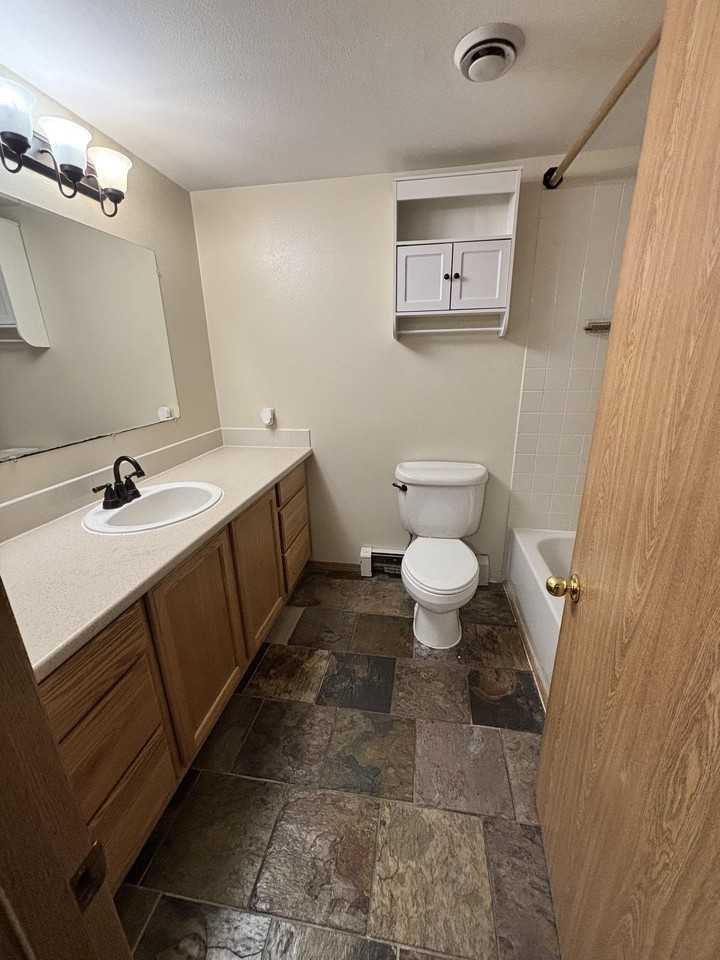 3399 Laurance Rd - Photo 5 of 9