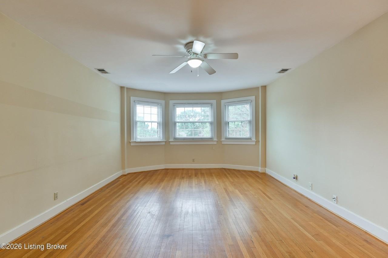 2082 Douglass Blvd - Photo 5 of 25