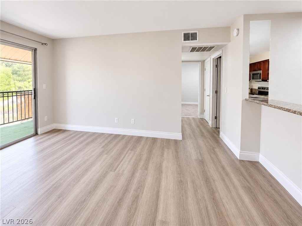 5026 River Glen Dr #162 - Photo 6 of 24