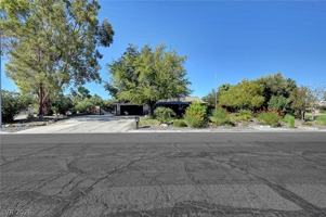 featured image of 3310 W Mardon Ave