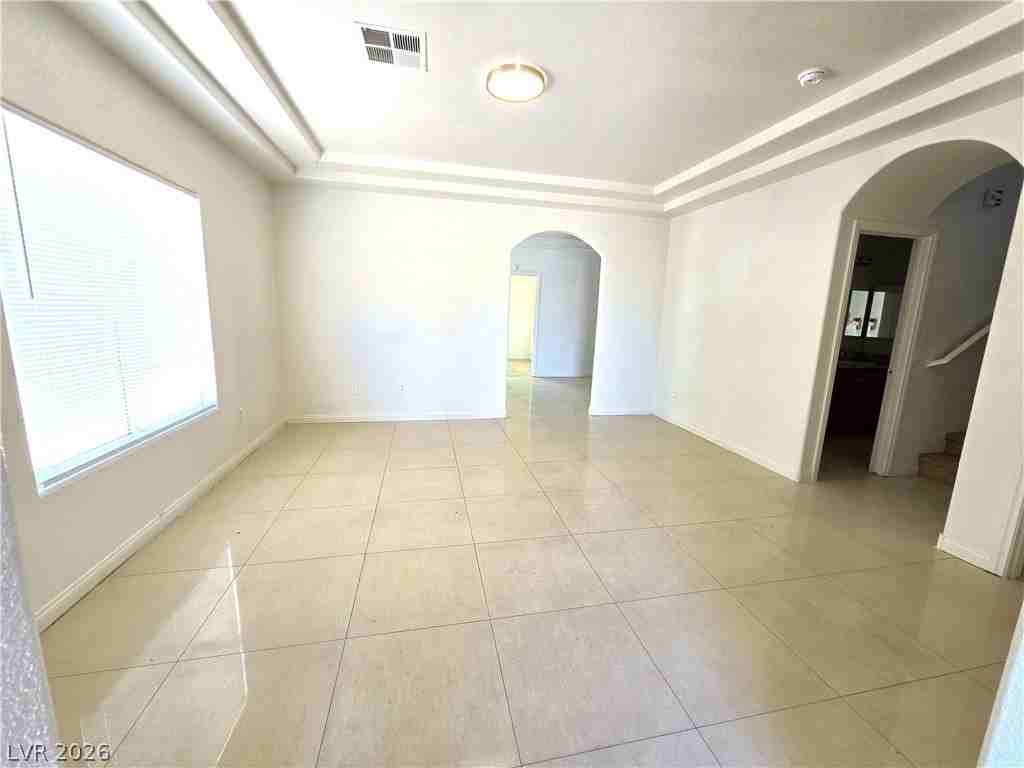 4895 E Baltimore Ave - Photo 3 of 30