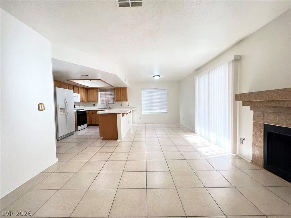 1241 Pacific Terrace Dr - Photo 7 of 24