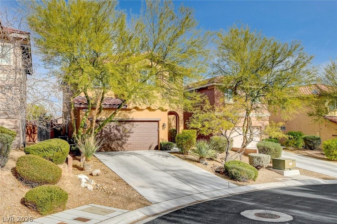 9346 Horse Canyon Dr - Photo 3 of 49