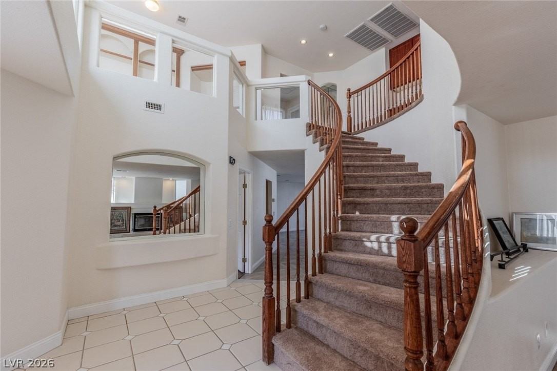 8232 Deer Springs Way - Photo 3 of 36
