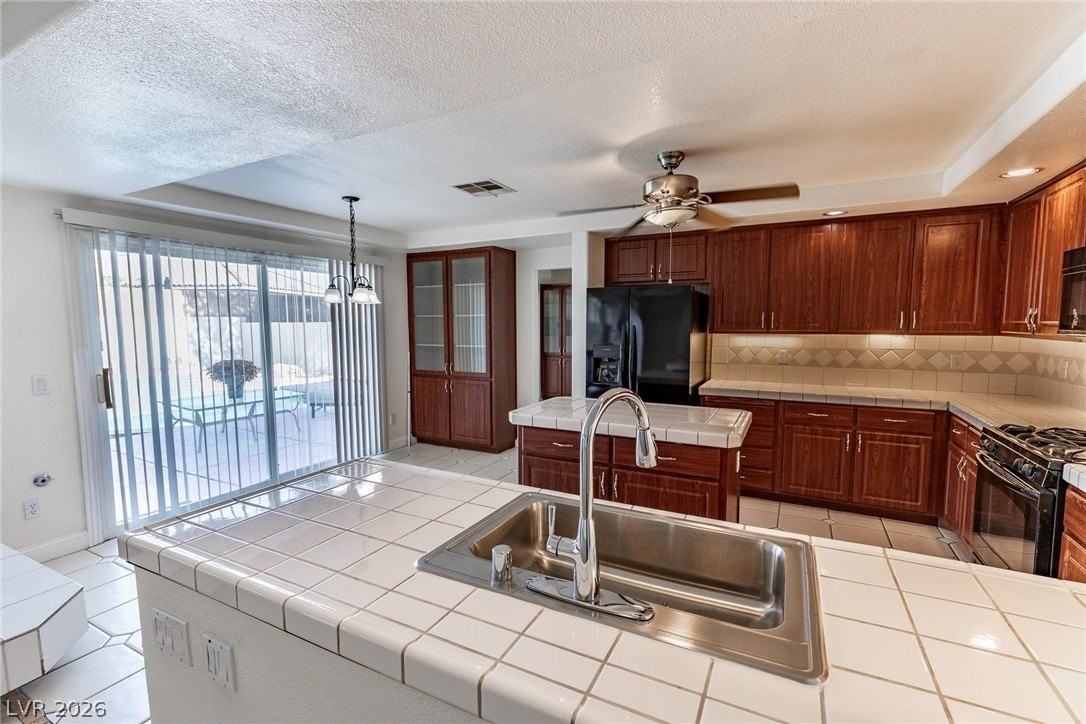 8232 Deer Springs Way - Photo 6 of 36