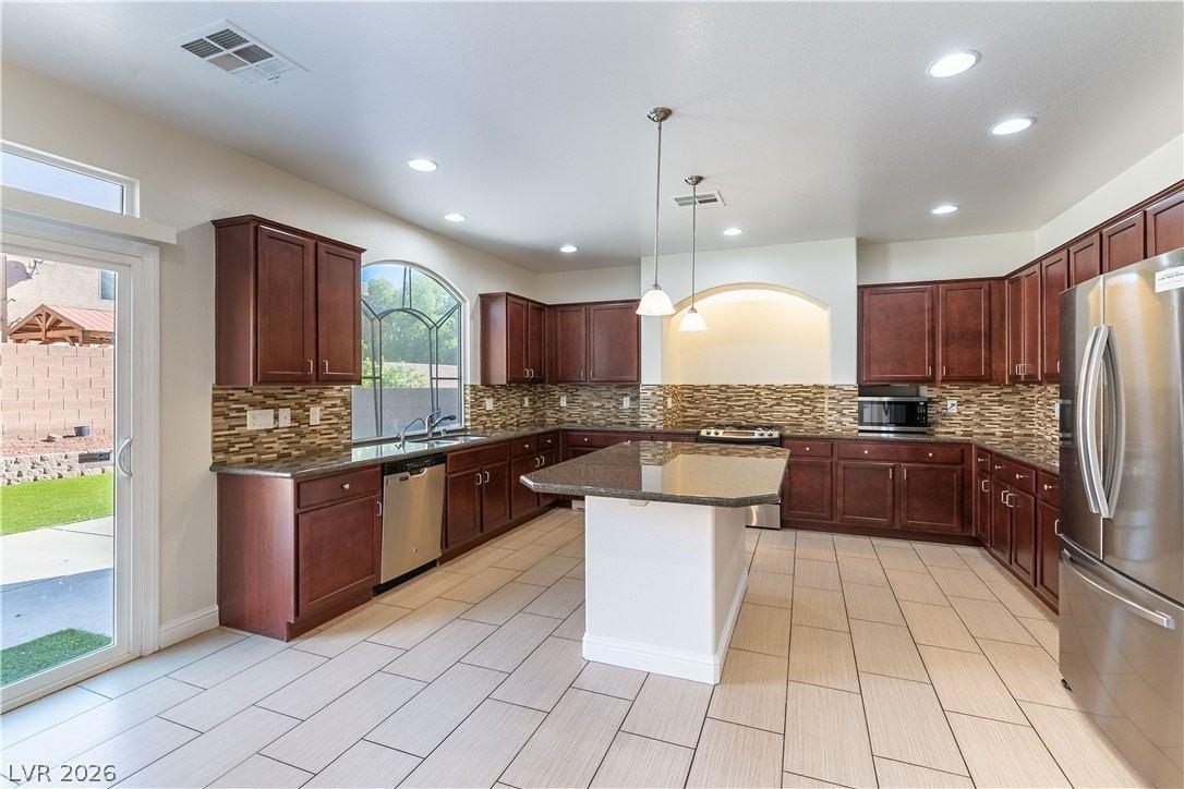 5800 Collier Falls Ave - Photo 3 of 22