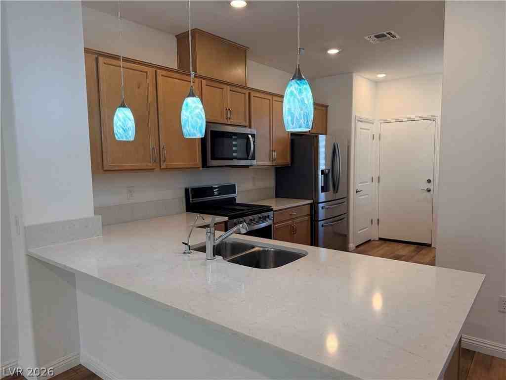 2121 Cold Canyon Ave - Photo 6 of 33