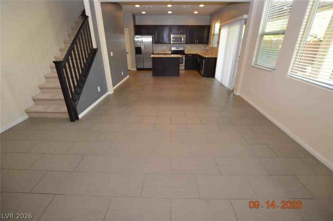 340 Hillhead Ct - Photo 5 of 18