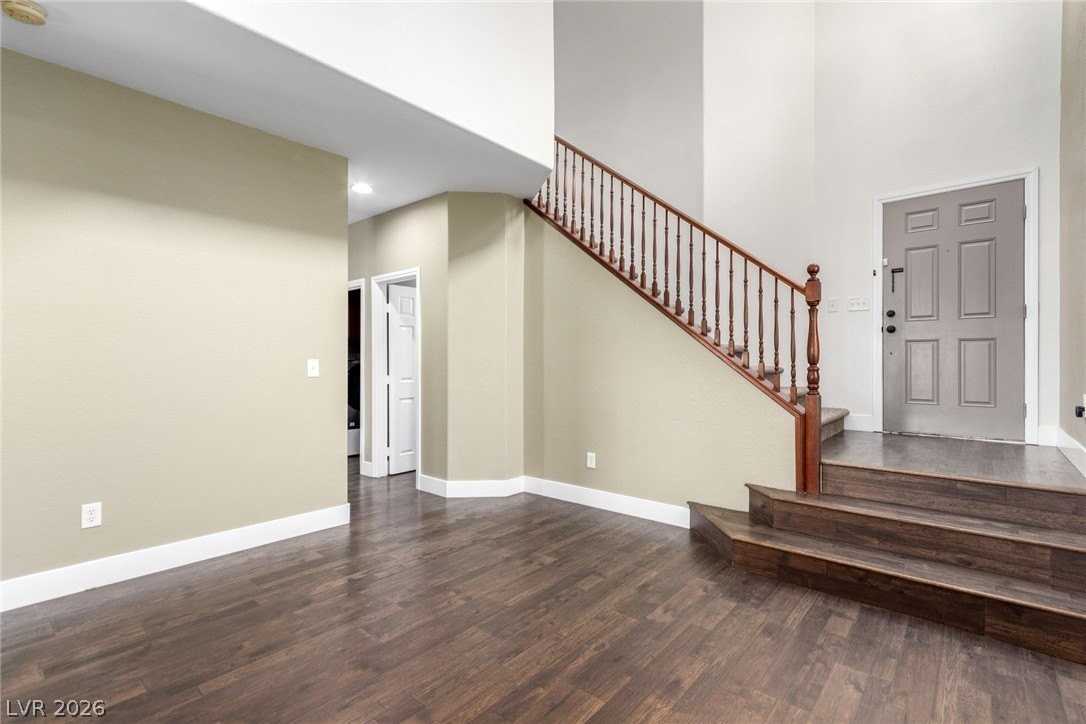 10622 Blue Larkspur Ct - Photo 6 of 48
