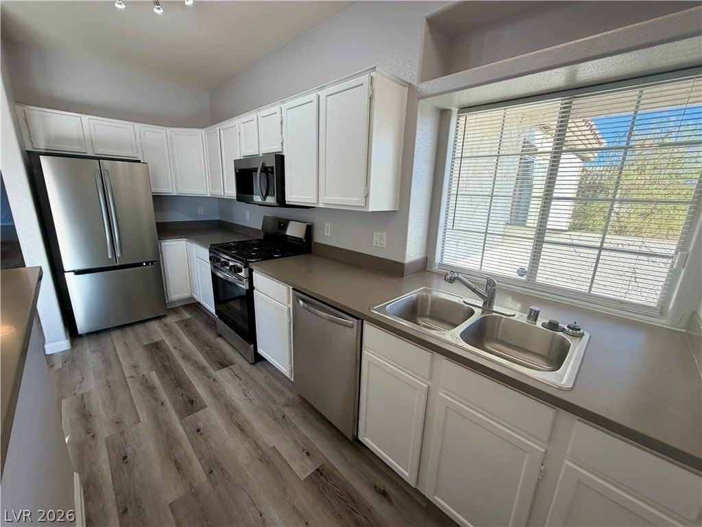 6804 Indian Chief Dr #204 - Photo 7 of 18