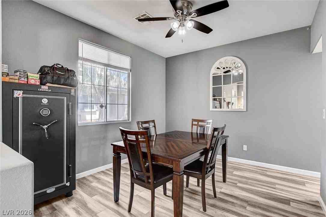 6861 Sweet Pecan St - Photo 5 of 48