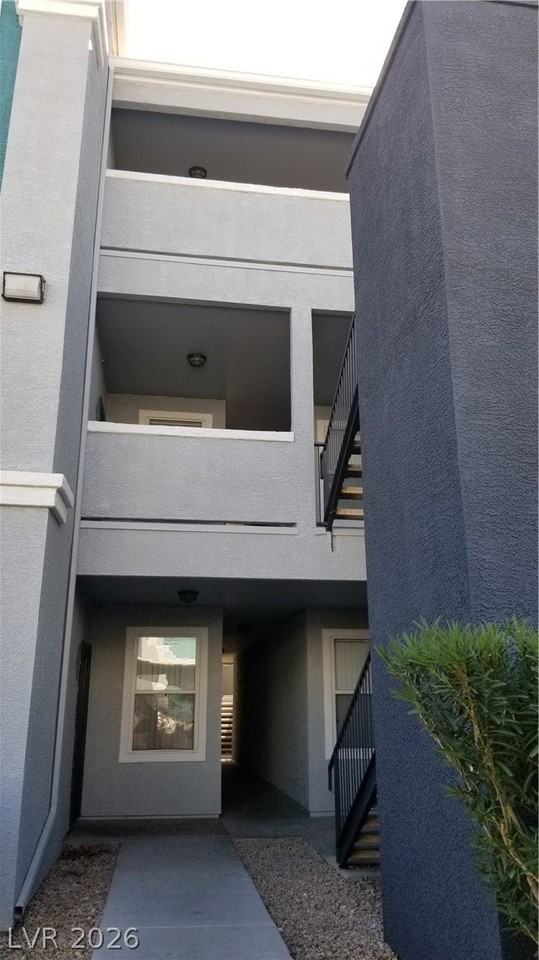 6955 N Durango Dr #3017 - Photo 3 of 16