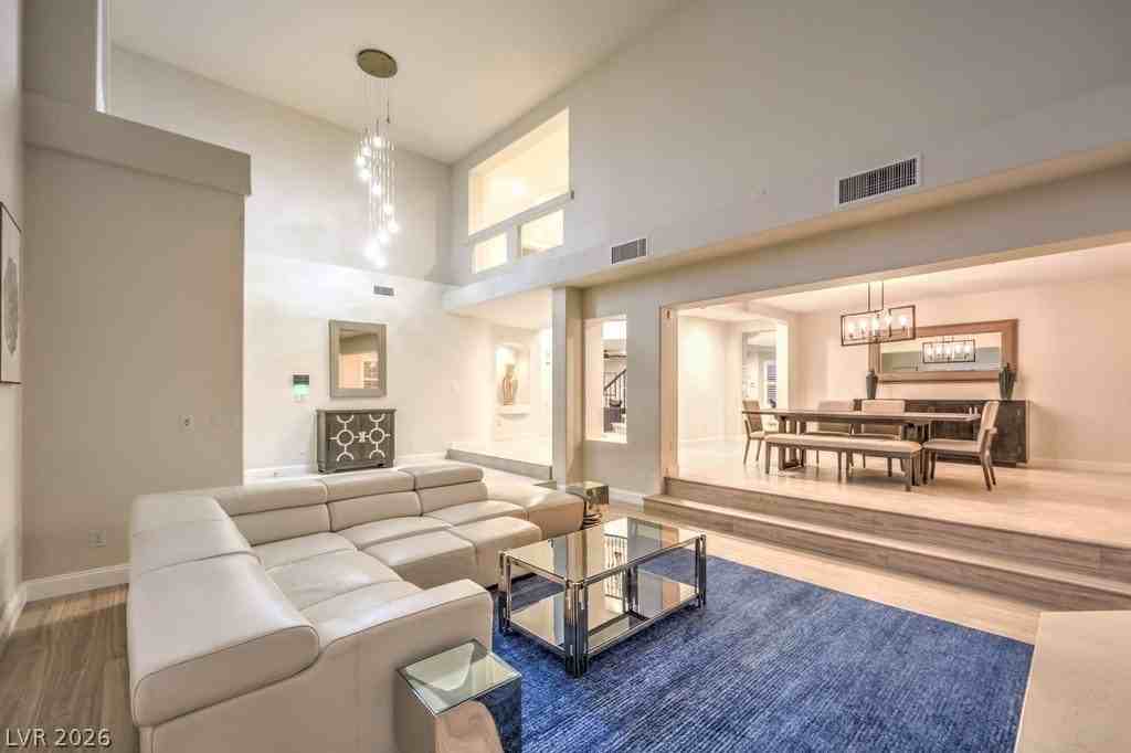 4453 Melrose Abbey Pl - Photo 7 of 50
