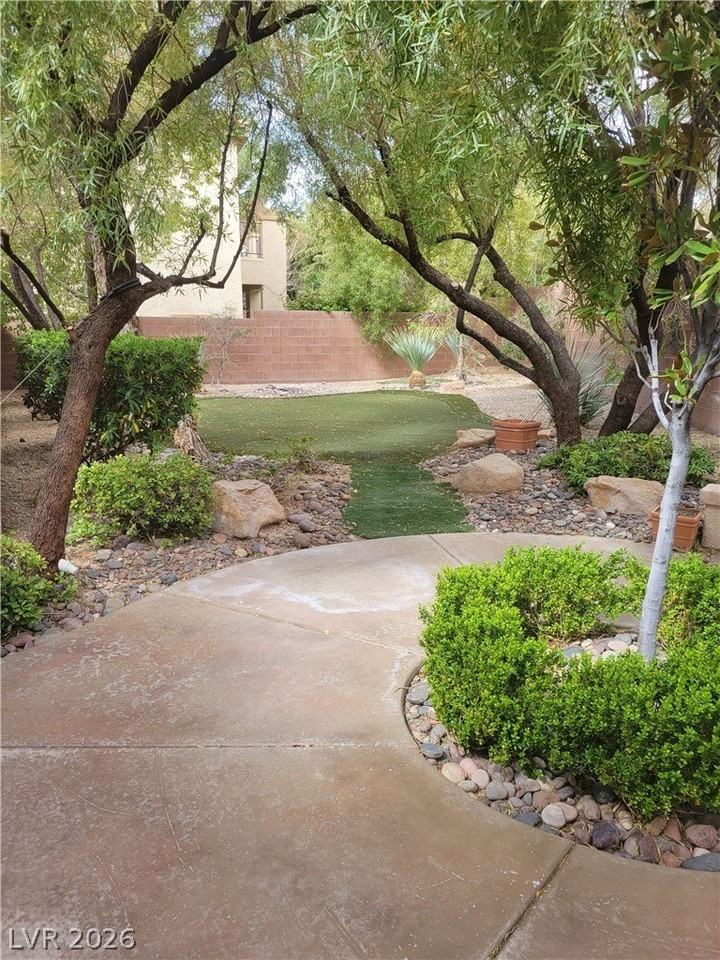 11424 Valentino Ln - Photo 4 of 23