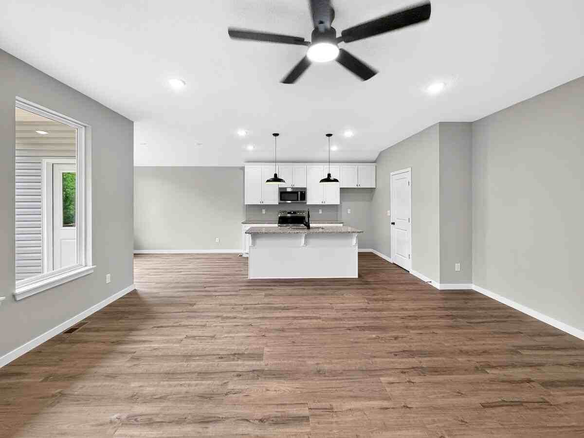 Bailiwick Dr - Photo 3 of 18