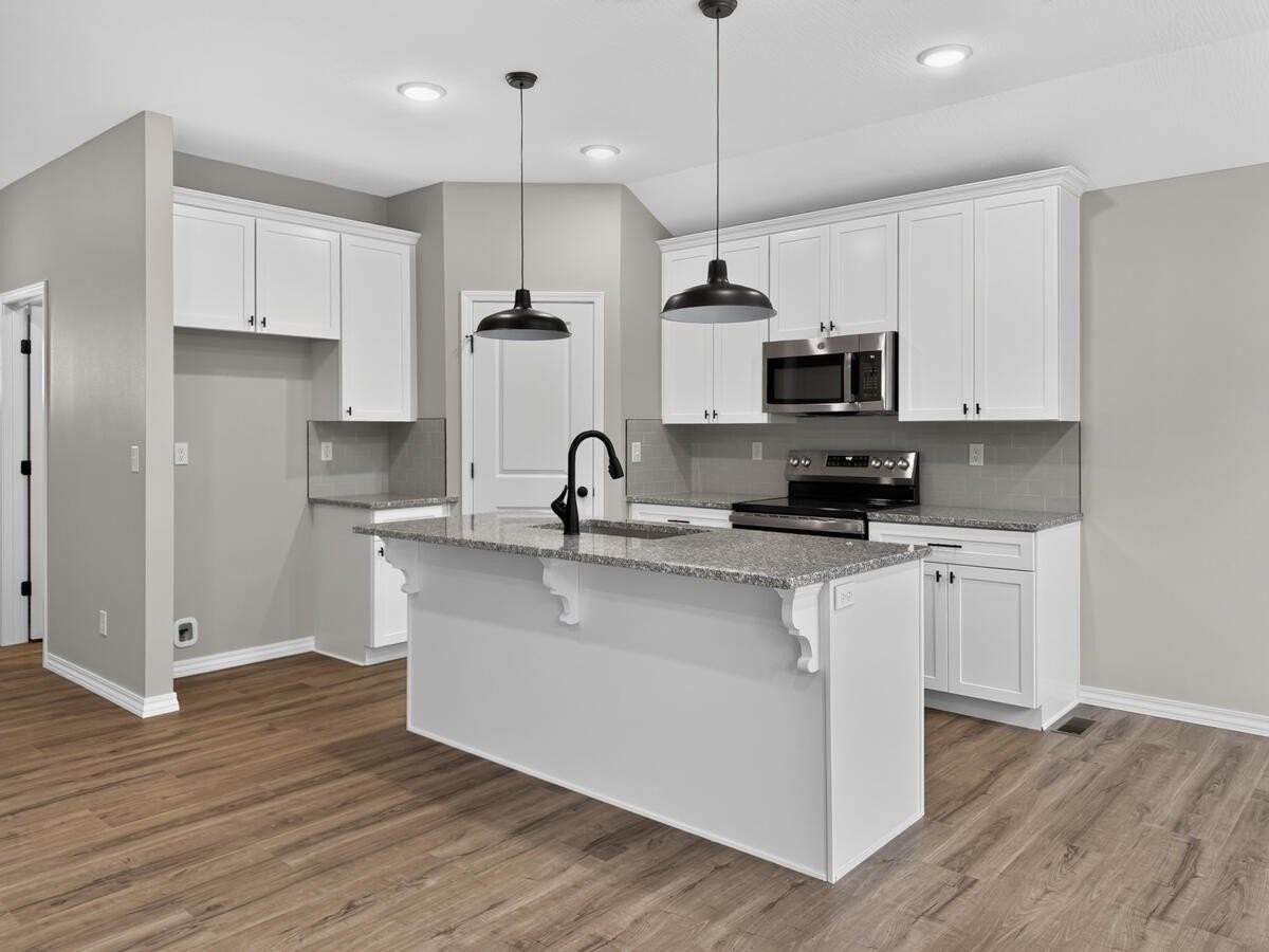 Bailiwick Dr - Photo 4 of 21