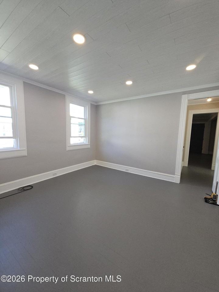 1615 Monsey Ave #1stFL - Photo 4 of 15