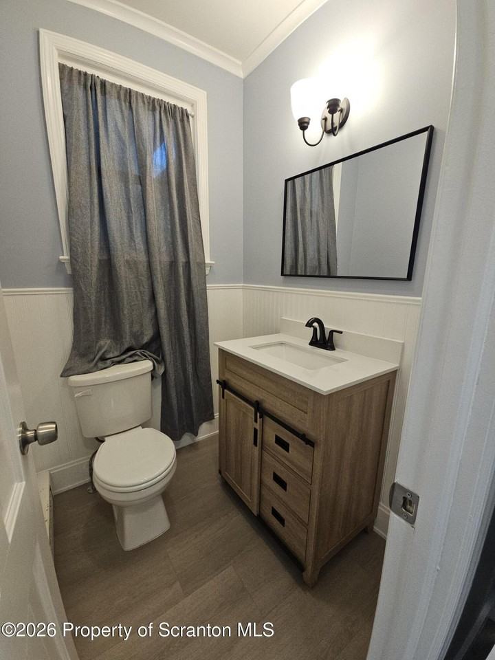 1615 Monsey Ave #1stFL - Photo 6 of 15