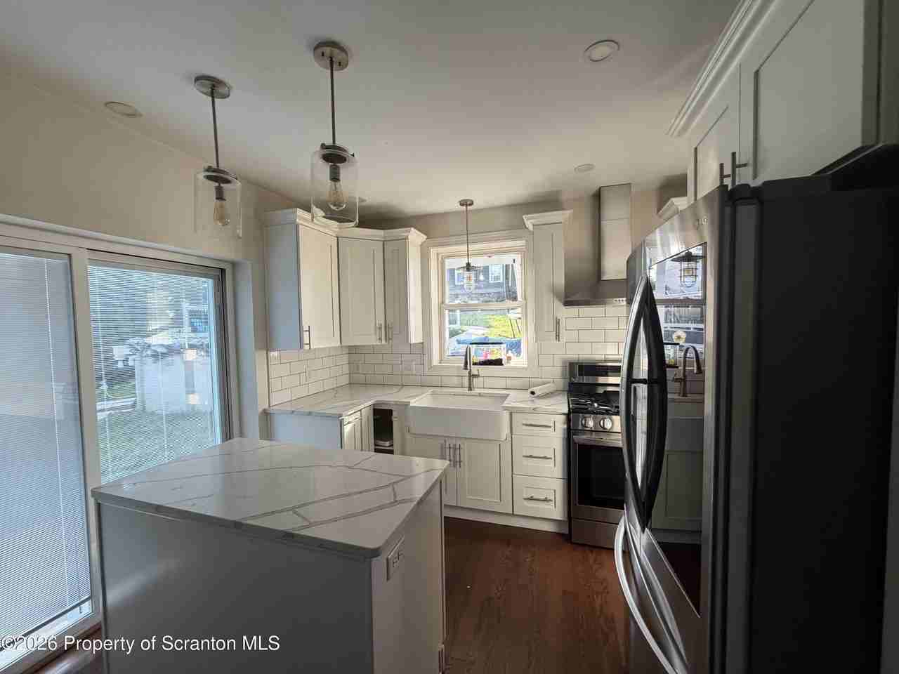 513 N Garfield Ave - Photo 7 of 16