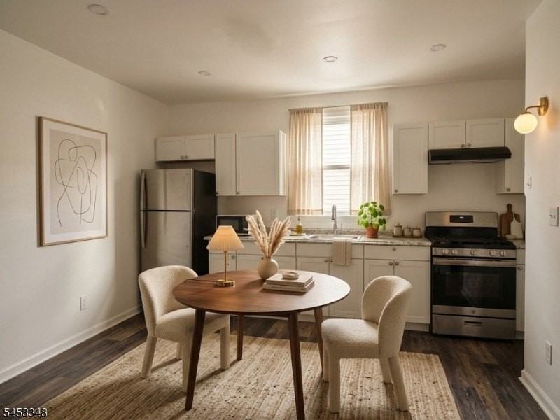237 S Clinton St #2 - Photo 6 of 11