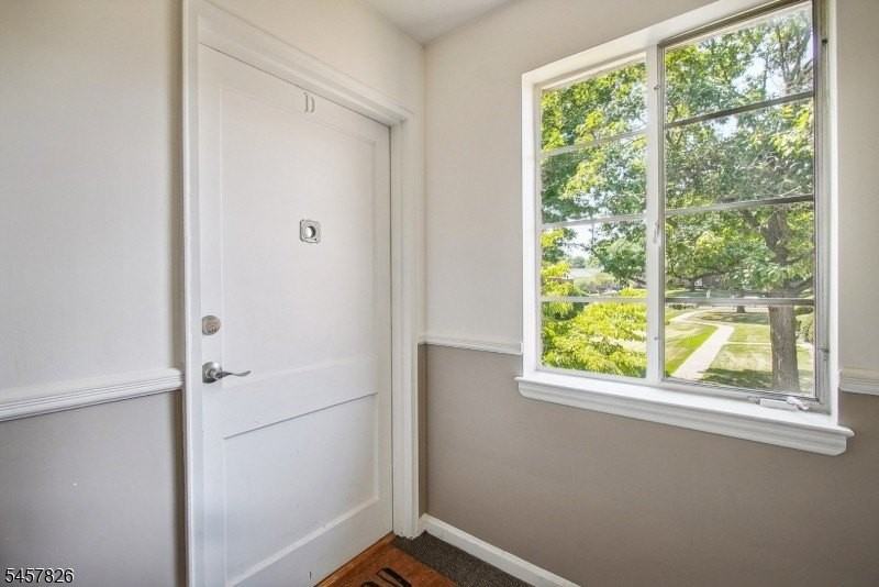 93D Troy Dr #D - Photo 3 of 13