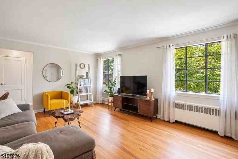93D Troy Dr #D - Photo 5 of 13